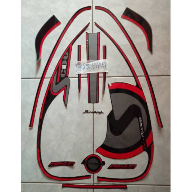 Striping Scoopy sporty hitam merah 2013