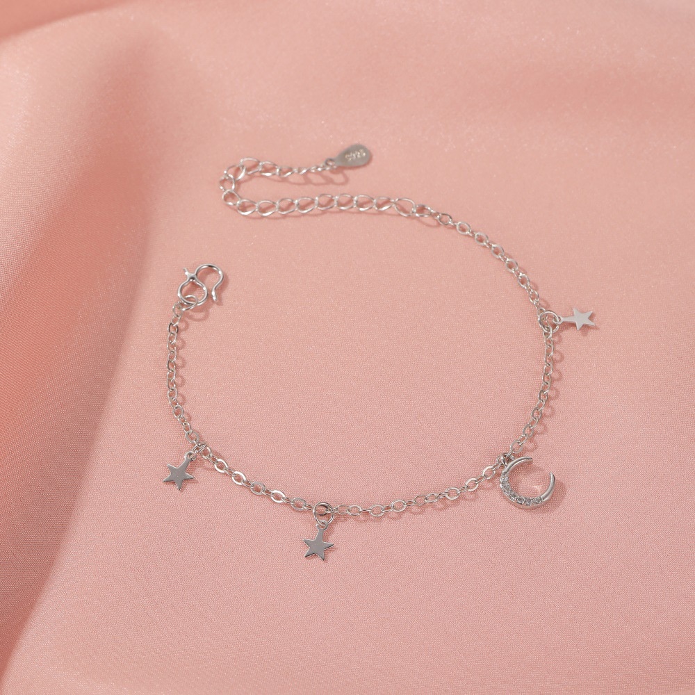 Niche Temperamen Bintang Dan Bulan Dengan Gelang Wanita Perhiasan Fashion Gelang Liontin Bulan Berlian Sederhana Korea