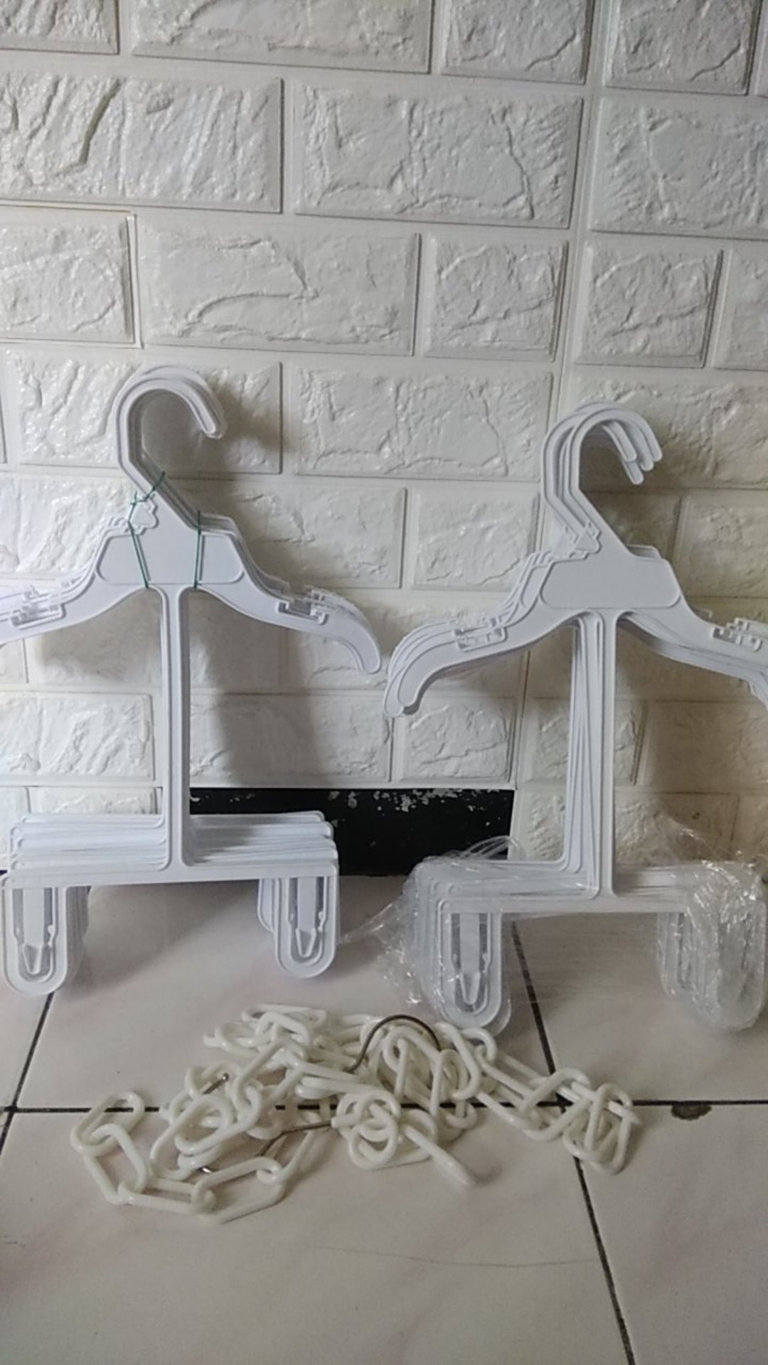 Rantai Gantungan Baju Display