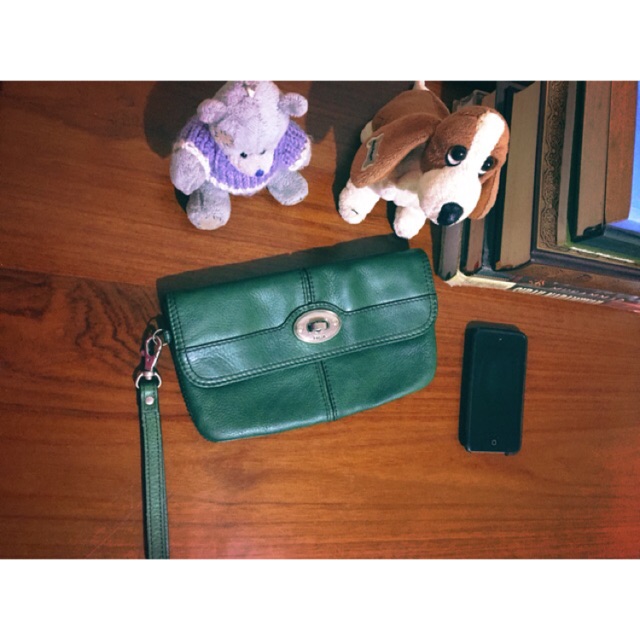 Fossil maddox foldover