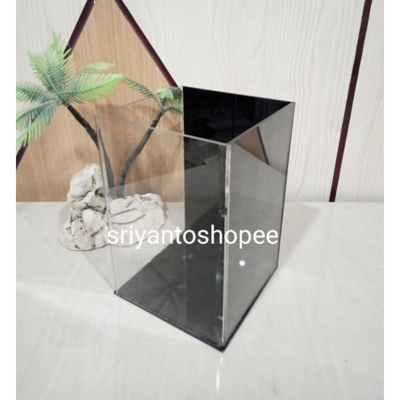 Soliter Akrilik 10 x 10 x 15 background Hitam Akuarium Akrilik