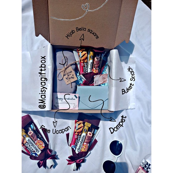 

Hampers hija buket snack/hampersmurah