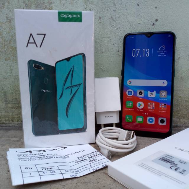 Oppo A7 3/64 hp seken bekas second masih garansi