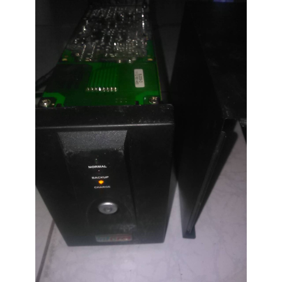 Ups inforce 600va bekas  dijual tanpa aki dan kabel power listrik