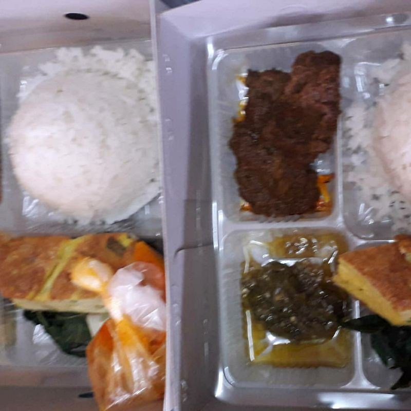 

Paket Nasi Padang