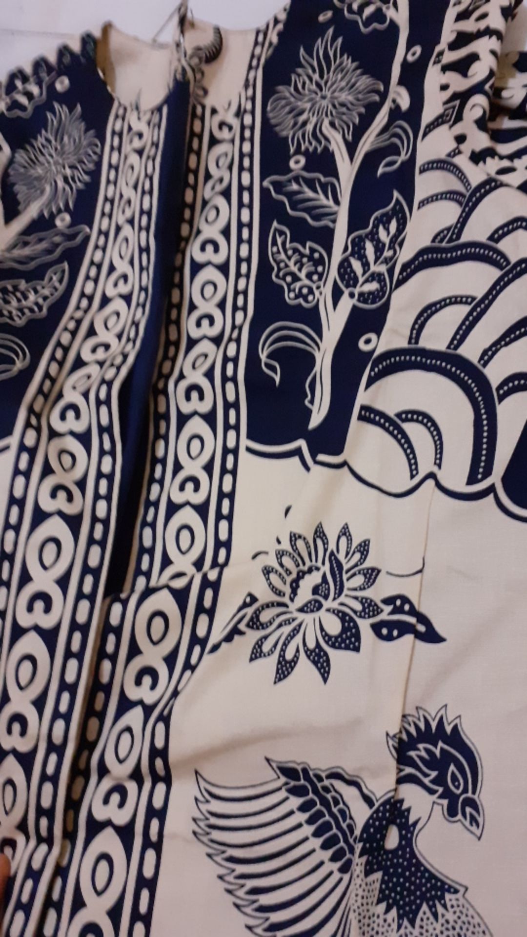 Hanoi - Busan Blouse Batik Wanita