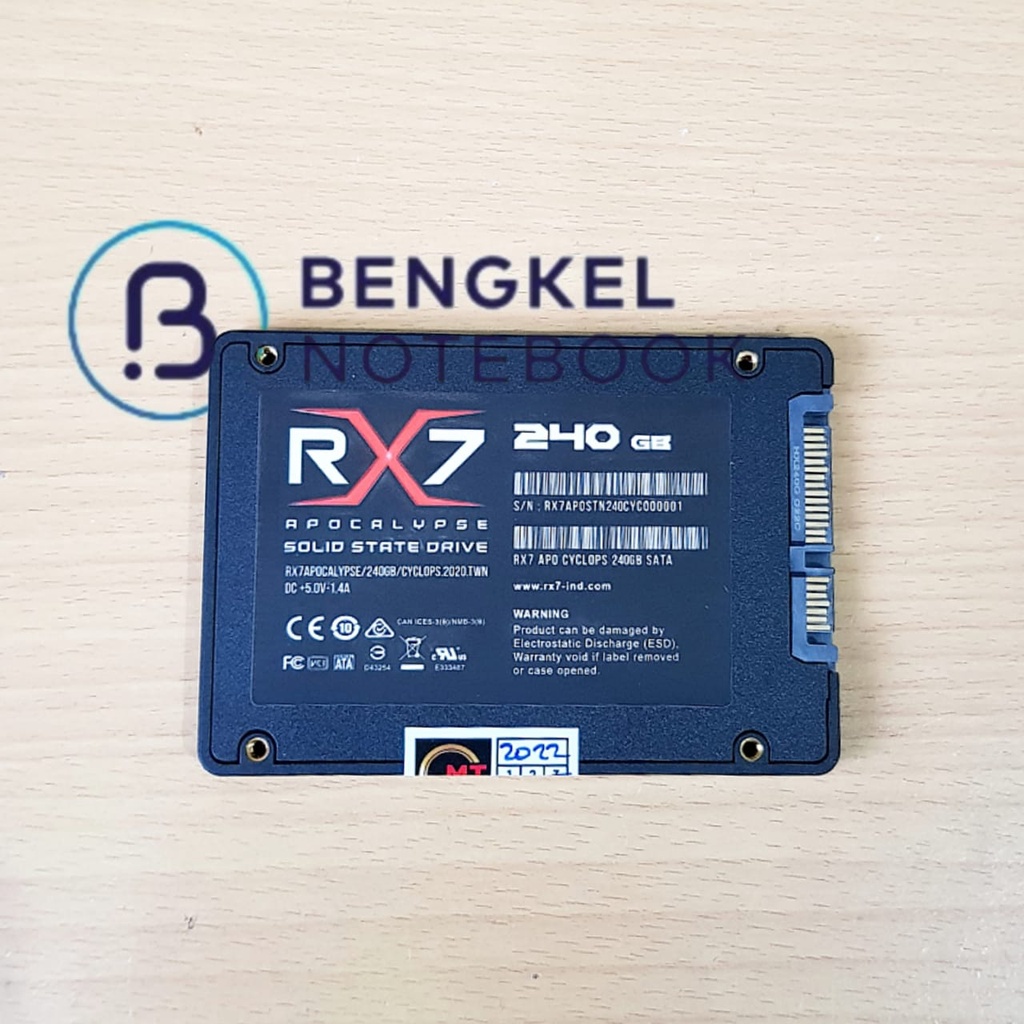 SSD SOLID STATE DRIVE 2.5 SATA 3.0 RX7 240GB