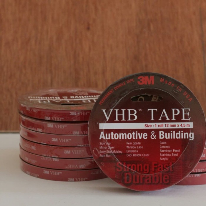 

Bergaransi Double Tape 3M Vhb 12Mm Original Trendi
