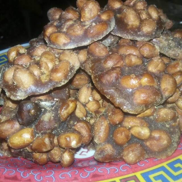 

Ampyang (gula kacang)