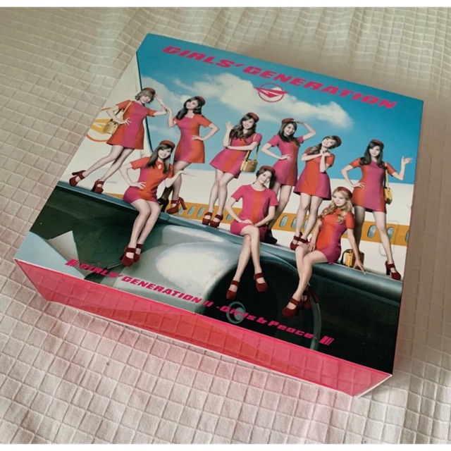 GIRLS GENERATION SNSD GIRLS AND PEACE JAPAN 2ND TOUR DELUXE EDITION
