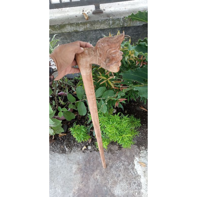 tongkat jalan kayu Bidara Arab barek ukir Semar 001