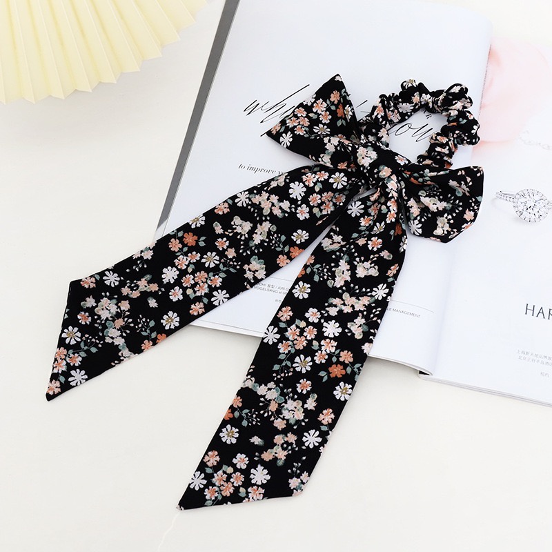 Ikat Rambut Srunchie Kain Model Pita Dengan Motif Bunga-Bunga Lucu Korean Import-FS-18 #1 Hitam