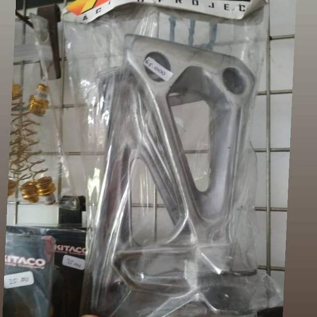 Postep belakang Absolut Revo untuk modif CB modif