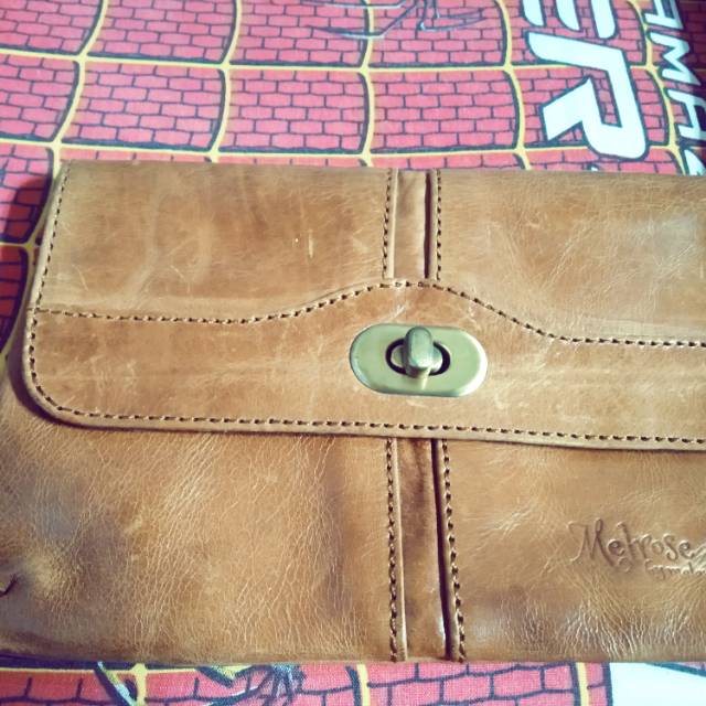 Preloved Serena pouch Melrose by Melanie leather bag