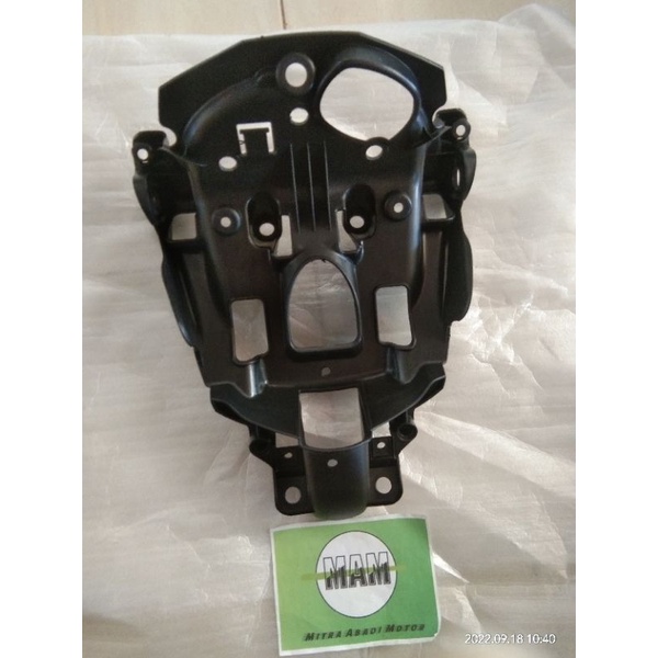 BATOK COVER LAMPU BELAKANG VERZA 150