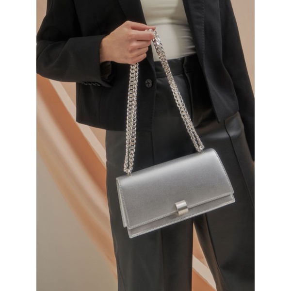 6.6  SALE | CK Chain Strap Trapeze Shoulder Bag