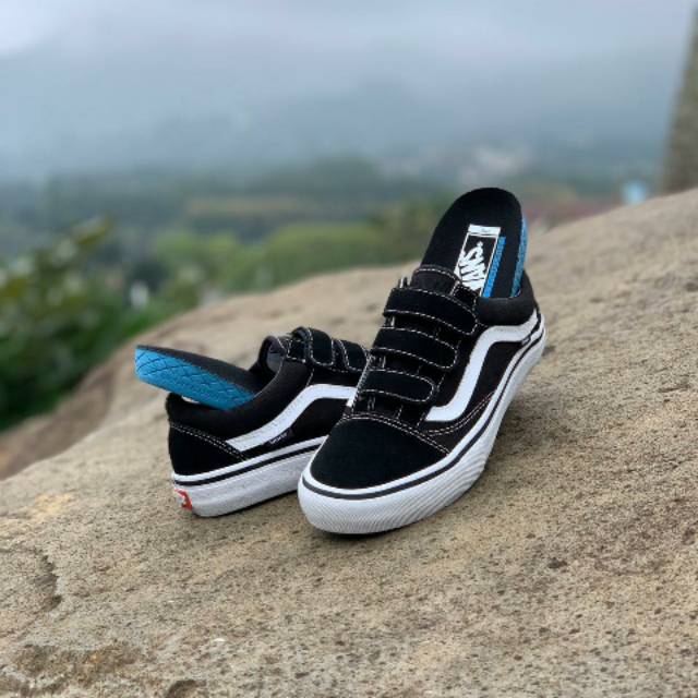 Vans Oldskool Pro Velcro Black White