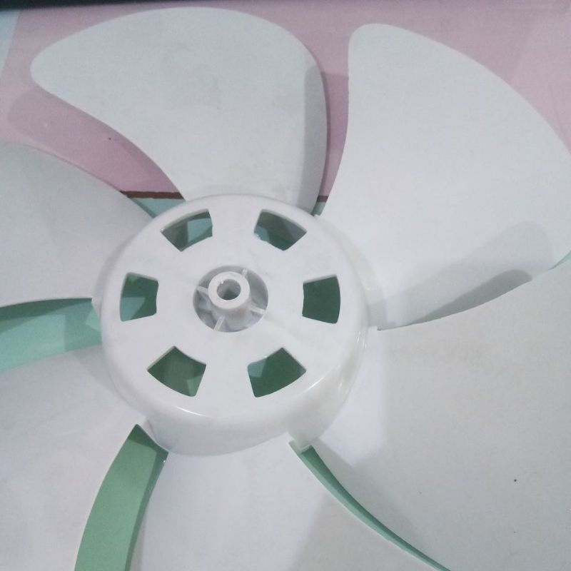 Baling-baling / Blade kipas angin maspion (box fan)