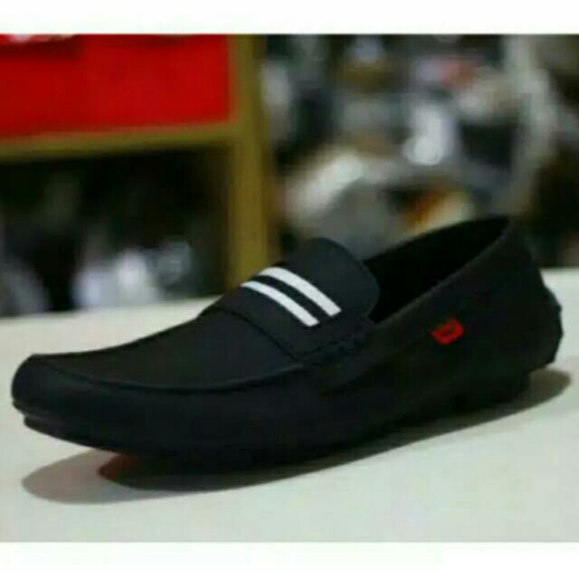 Promoo !!!! Sepatu slip on pria kickers casual slop formal kerja kantor kulit asli santai kuliah