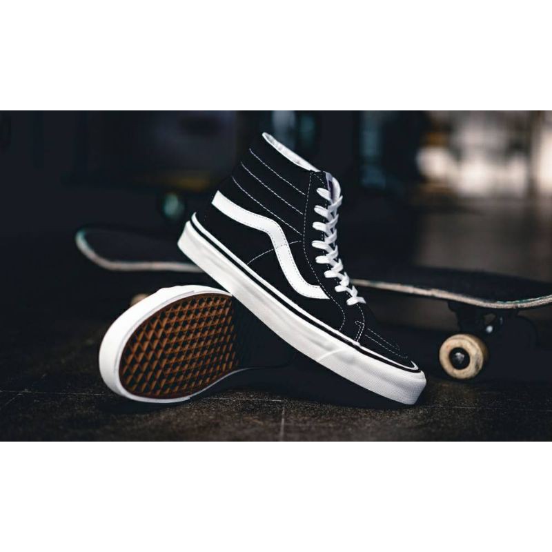 VANS SK8 BLACK WHITE Fashion Sepatu Pria Sepatu Sneakers Pria Nyaman Digunakan Dan Berkualitas