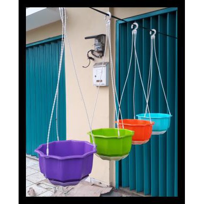 Produk Termurah Pot Bunga Gantung Warni Diameter 20Cm Produk Termurah Pot Bunga Gantung Warni Diameter 20Cm