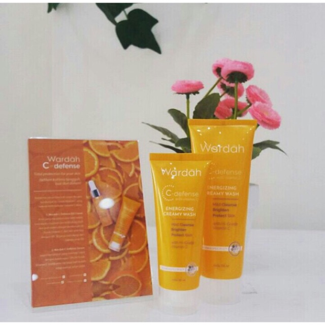 WARDAH C-DEFENSE ENERGIZING CREAMY WASH 60 Ml