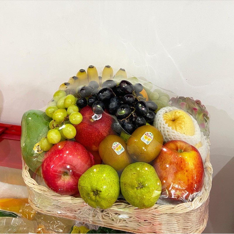 

PROMO parsel / parcel buah hampers buah bisa untuk hantaran