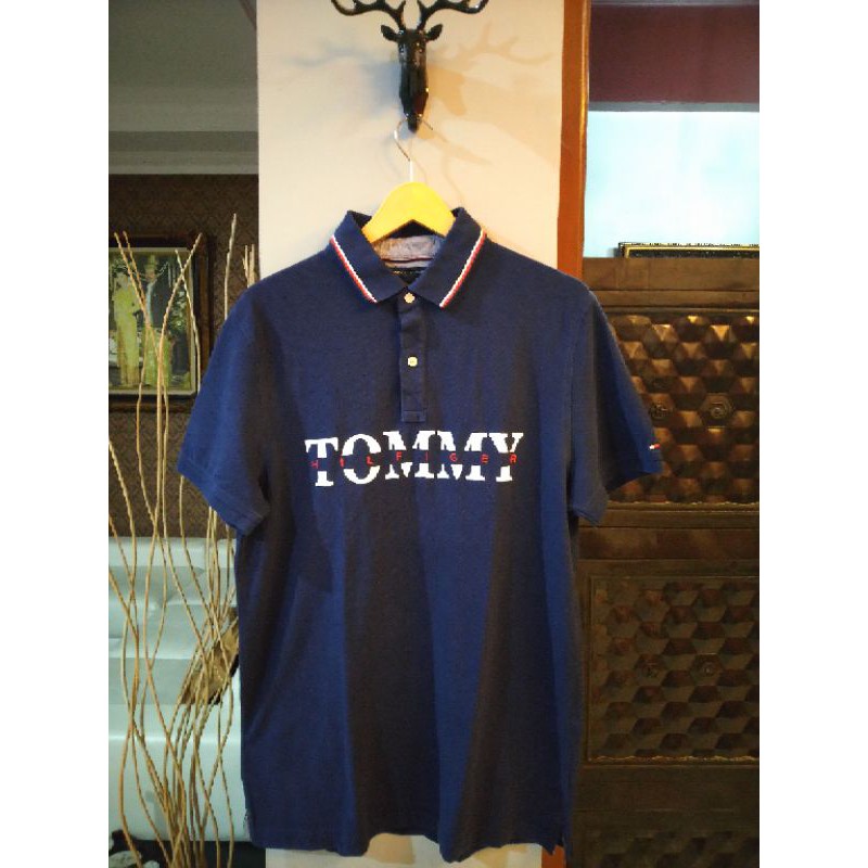 kaos kerah TOMMY HILFIGER