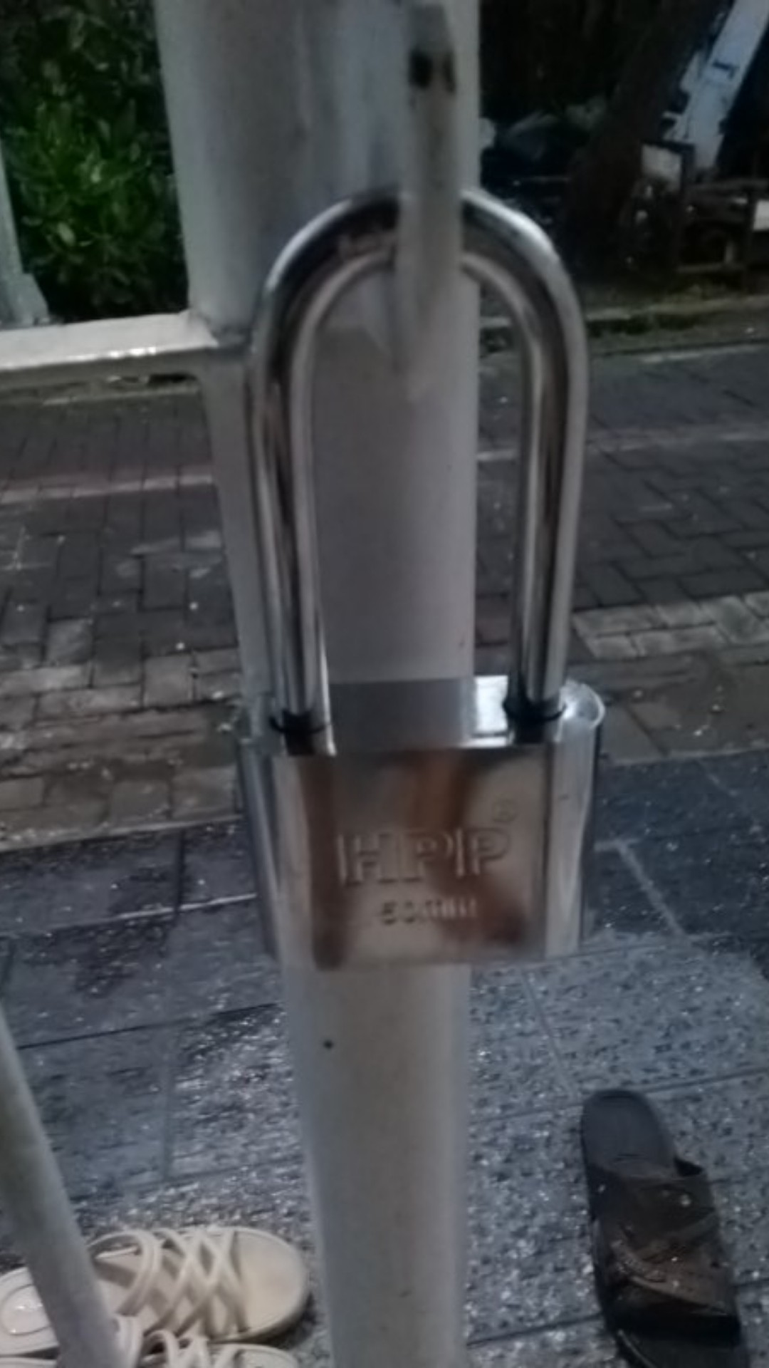 Gembok Putih Hpp 50 Mm Leher Panjang - Gembok Chrome Gembok Crome Hpp 50 Mm Panjang - Gembok Murah