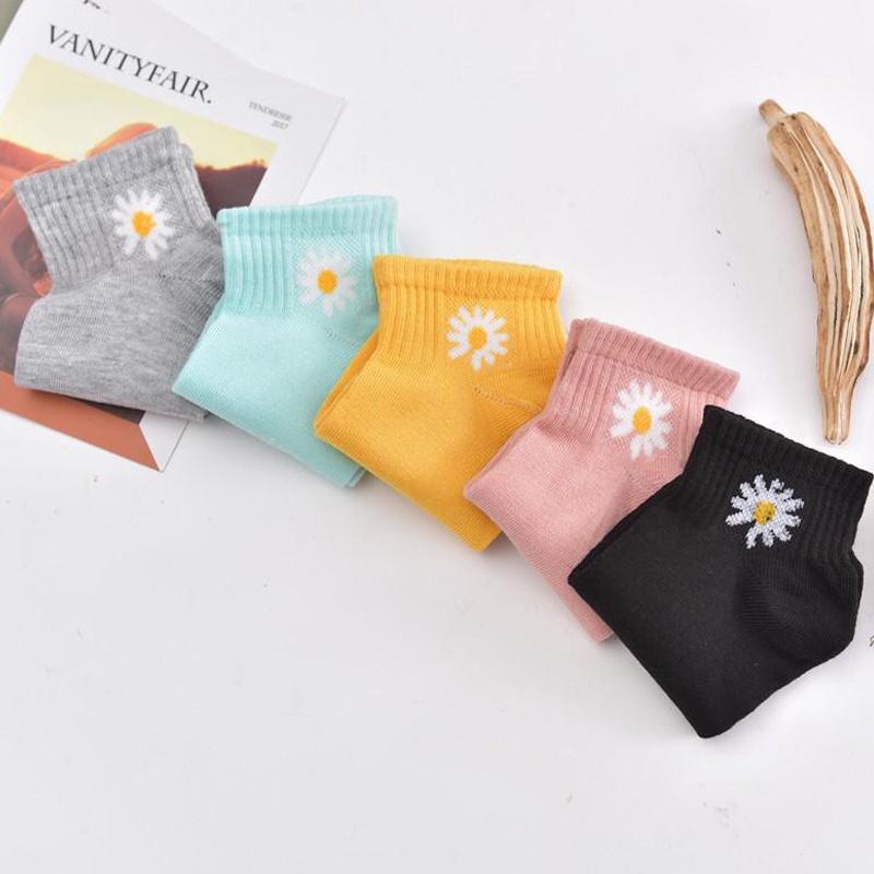 Kaos Kaki Pendek Wanita Semata Kaki Ankle Socks Import Murah Motif Bunga Daisy OSM KK0005