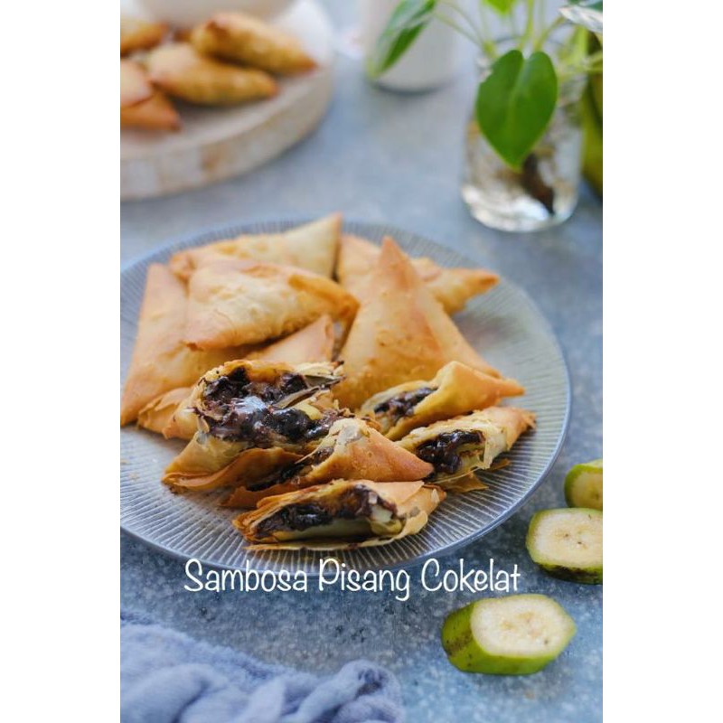 

FEOZEN SAMBOSA PISANG COKLAT/SAMOSA PISANG COKLAT ISI 10/PCS