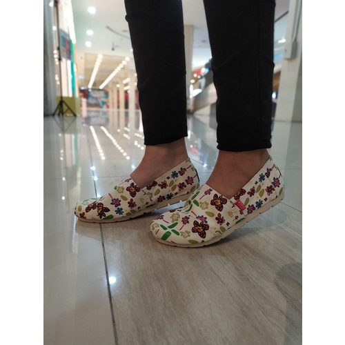 Wakai-WAK-CW02201-CORE. wakai original /spatu wakai pria /spatu wakai wanita/spatu wakai kekinian /s