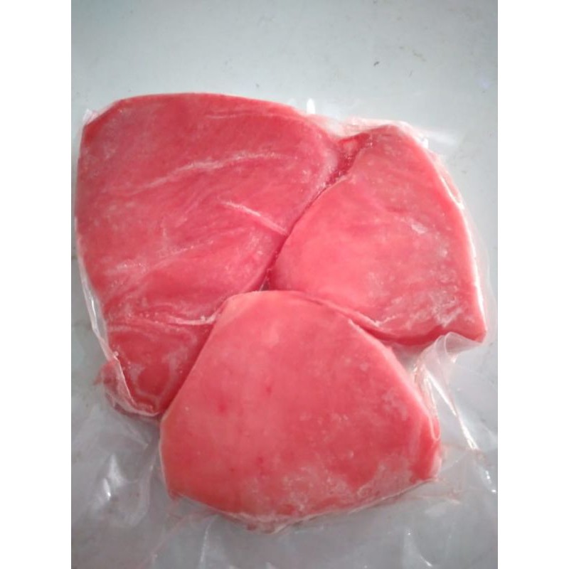 

IKAN TUNA STEAK frozen fresh 500gram(kemasan vacum pack)