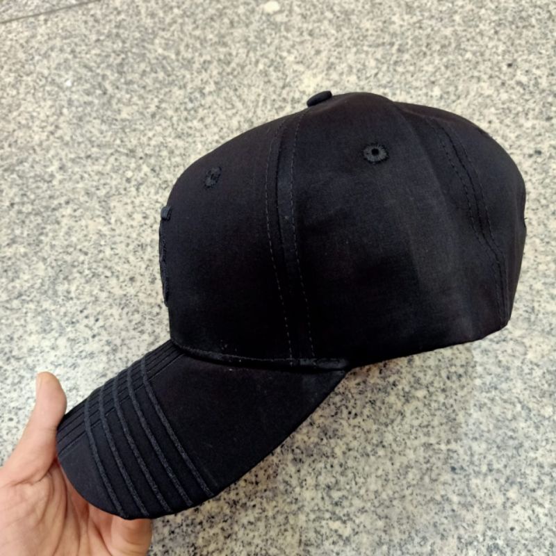 Topi Baseball Burberry TB Black Topi Premium Quality Import