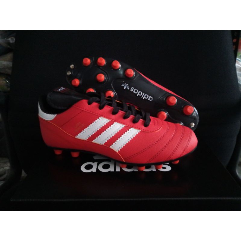 sepatu bola adidas copa mundial new