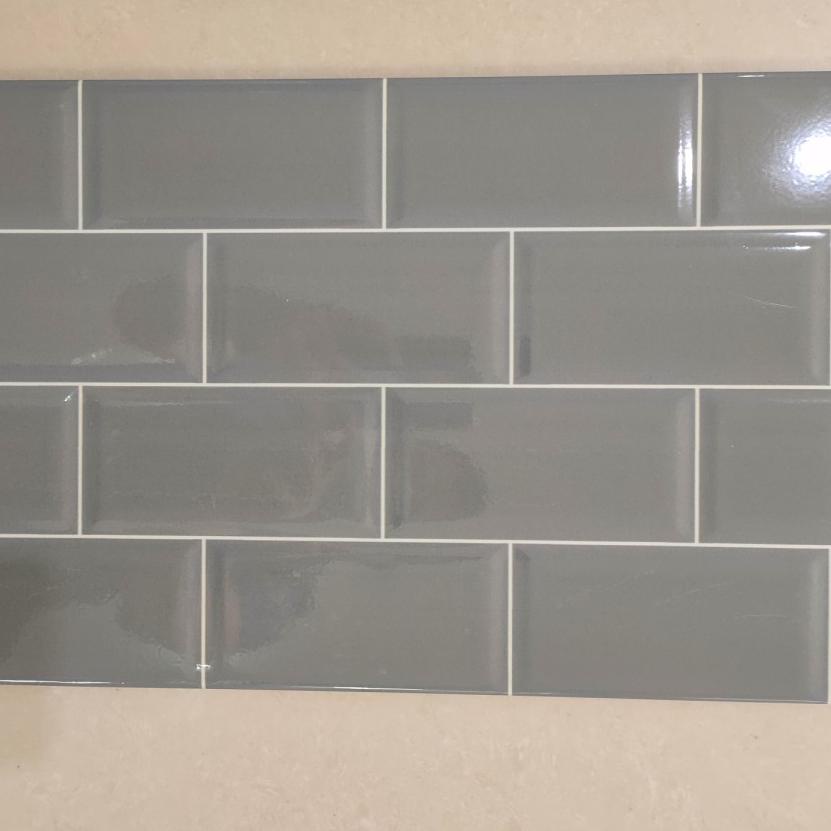 Keramik Dinding 25x50 Interlaken Uno ダ