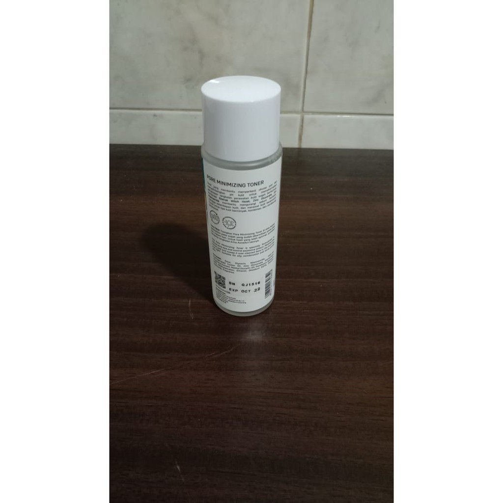 ERHA ACNEACT Witch Hazel &amp; Zinc Gluconate Pore Minimizing Toner