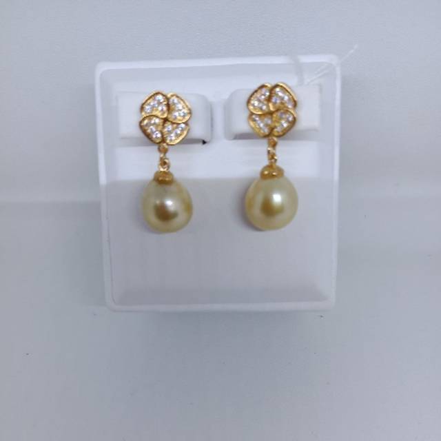 Anting mutiara air laut gold
