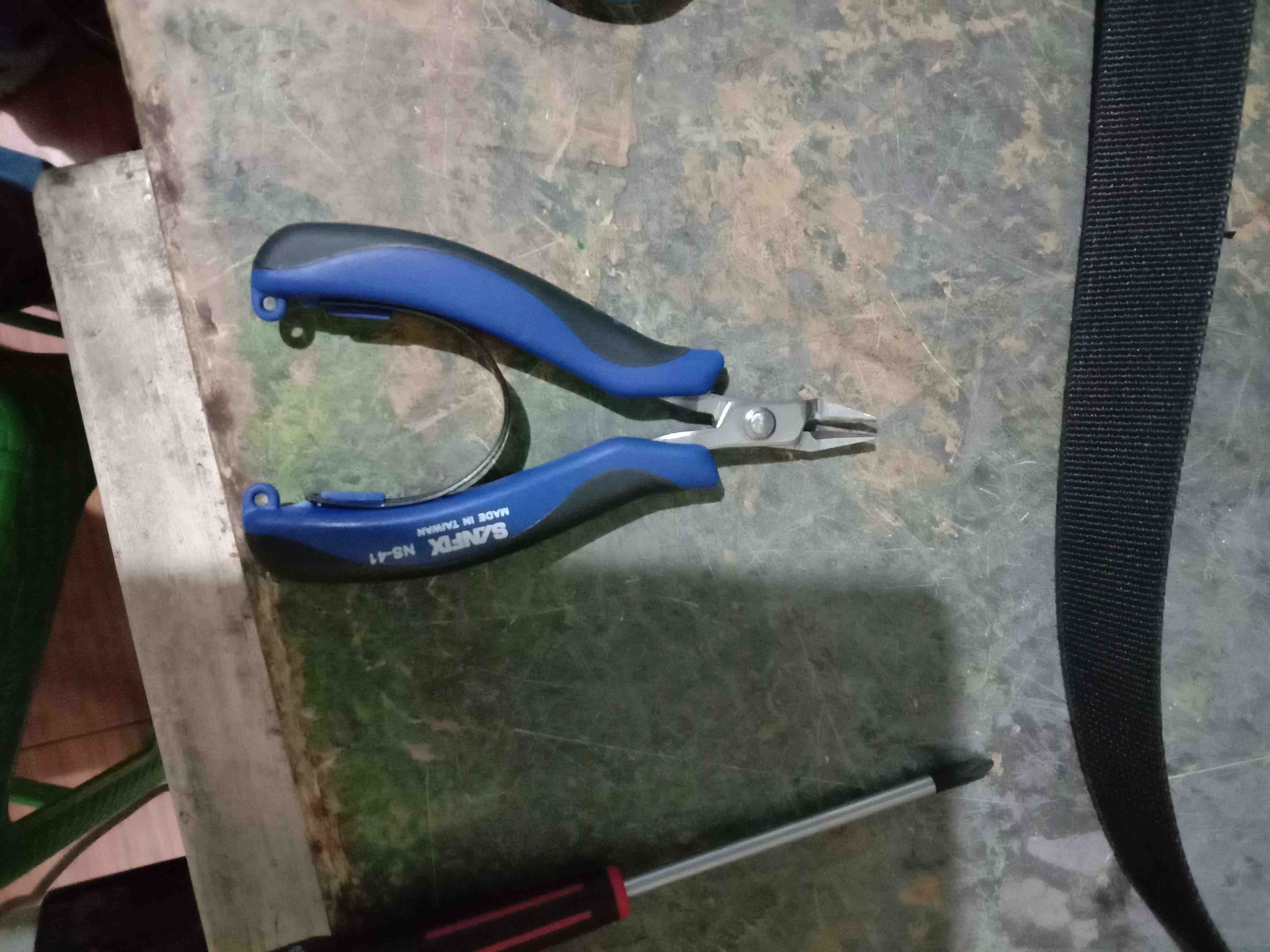 Tang Potong 3.5 Cutter Sellery 88-545