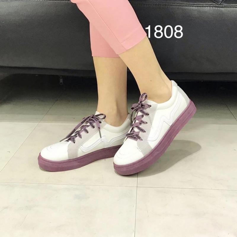 sneakers d1808 size 36,37,38,39 import realpict