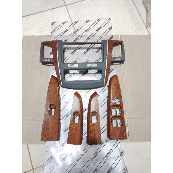 FRAME HEAD UNIT TOYOTA FORTUNER LAMA