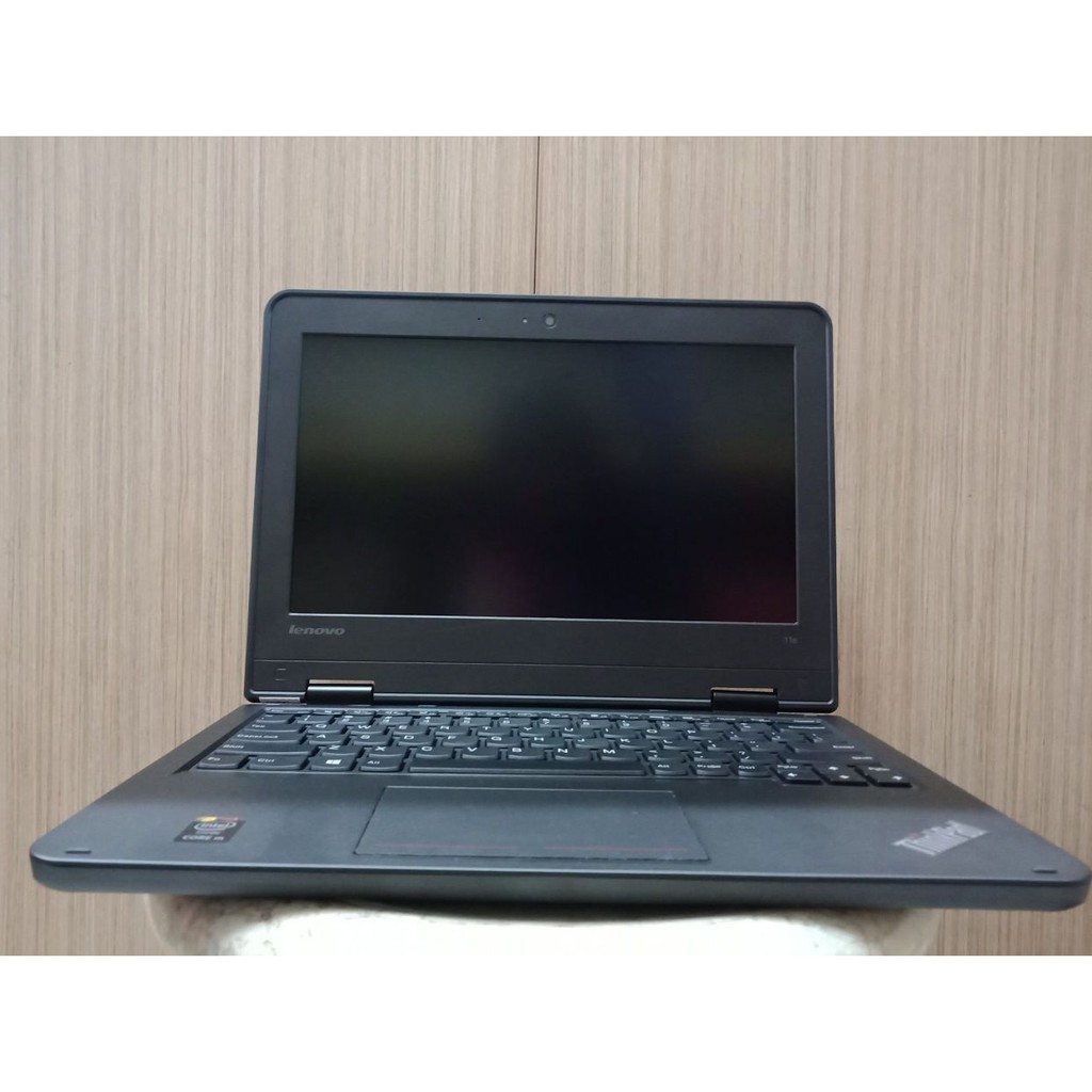 Lenovo Thinkpad 11e Intel Core M-5Y10c - Ram 4Gb - HDD 320GB - Like New - FULLSET