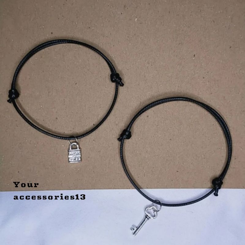 Gelang couple kunci dan gembok charm