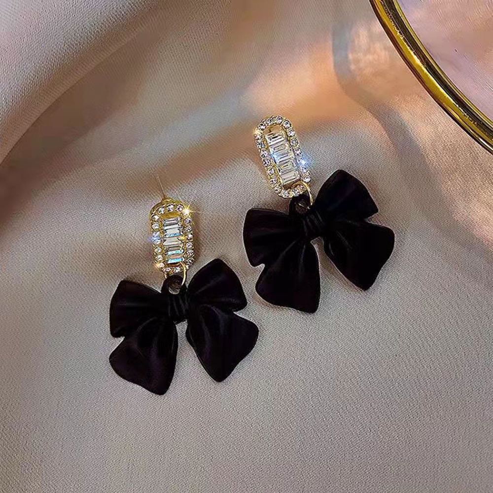 1 Pasang Anting Tusuk Gantung Sterling Silver 925 Desain Pita Merahhitam Hias Berlian Gaya Korea Untuk Wanita