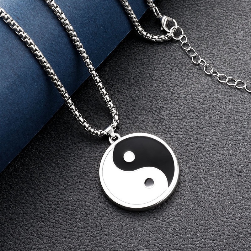 Kalung Rantai Liontin Yin Yang Bahan Stainless Steel Gaya Vintage Untuk Pria Dan Wanita