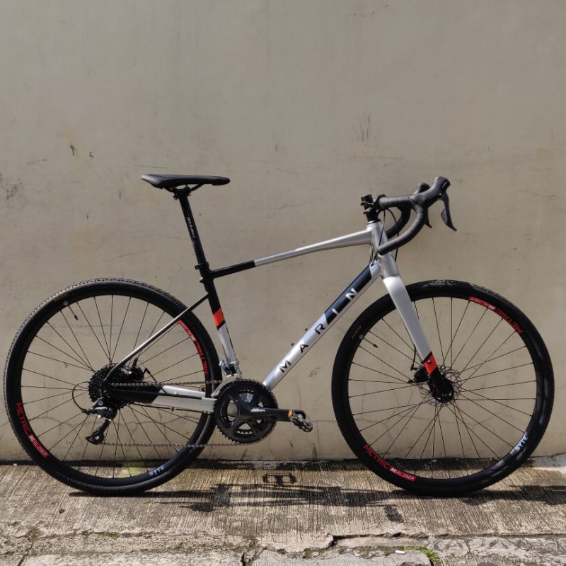 harga gravel bike