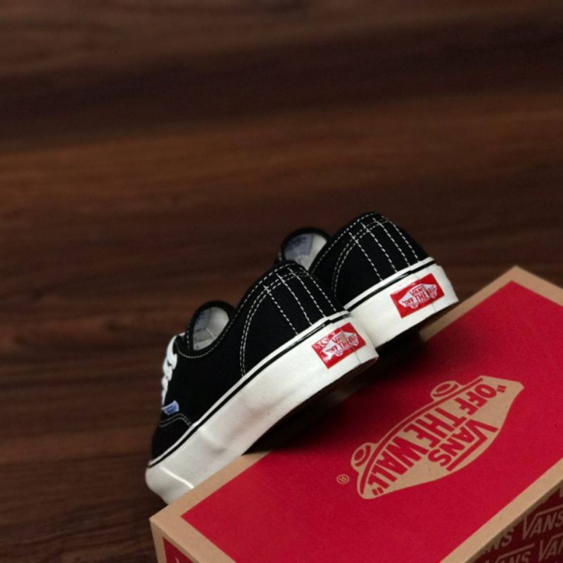 Vans authentic anaheim black white