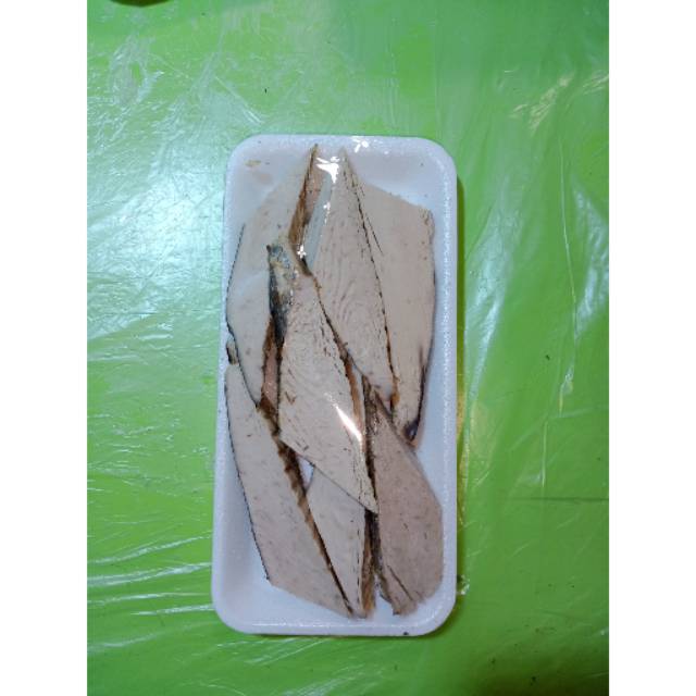 

Tongkol iris