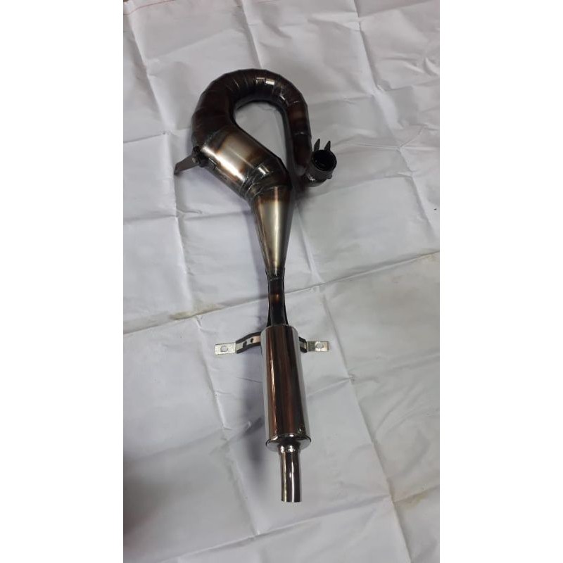 Knalpot vespa racing buang kanan