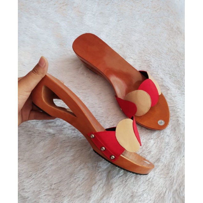 SANDAL WEDGES KAYU 5CM/ kelom geulis wedges / sandal wanita kayu / sandal perempuan